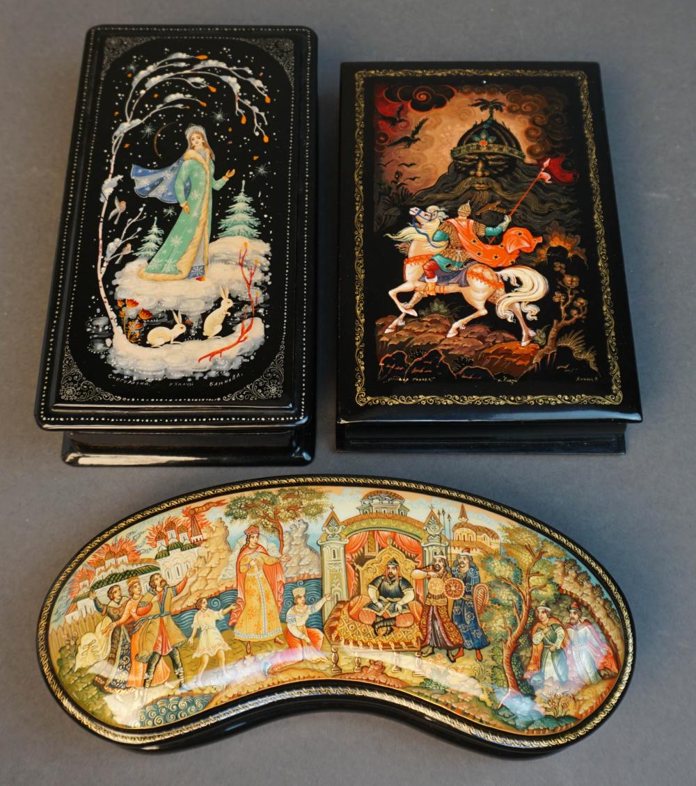 THREE RUSSIAN DECORATED LACQUERED