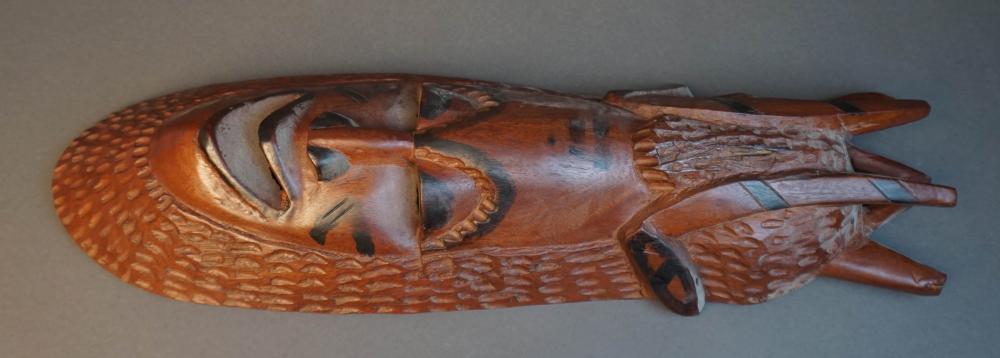 AFRICAN/OCEANIC CARVED WOOD MASK,