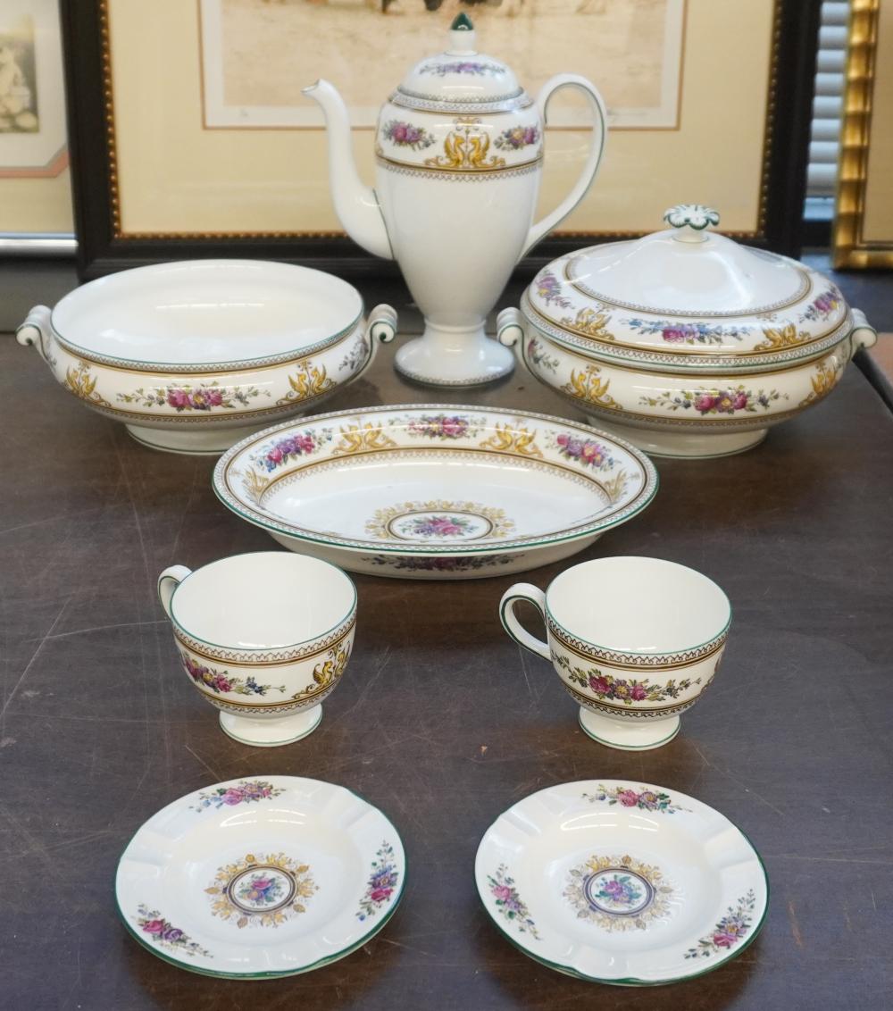 SIX WEDGWOOD COLUMBIA PATTERN CHINA 2e89a9