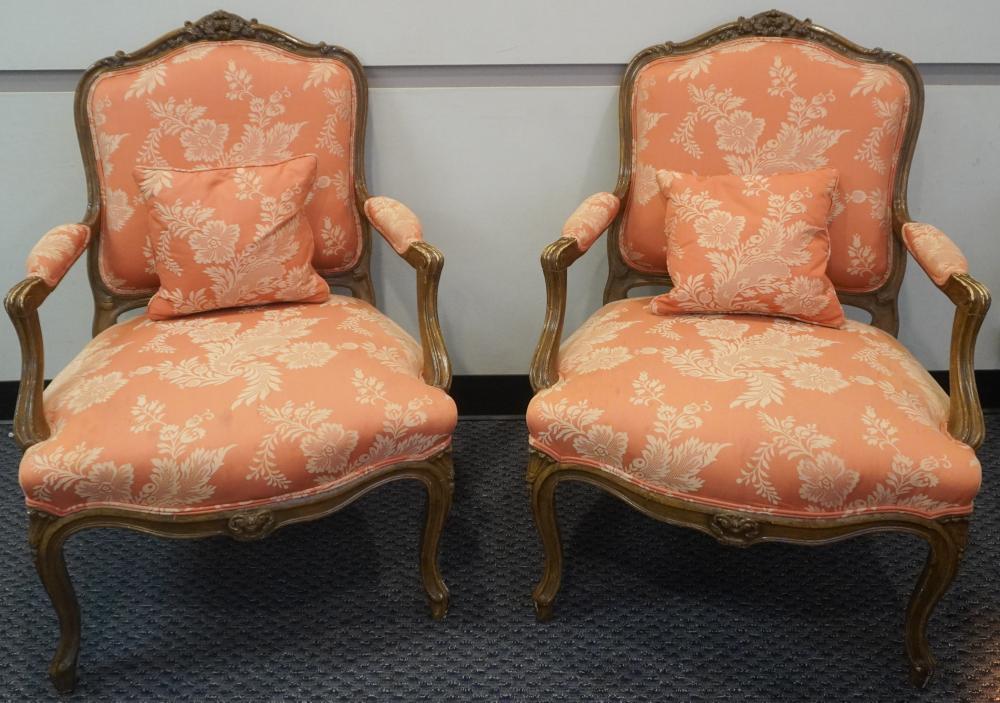 PAIR LOUIS XV STYLE LACQUERED GILT 2e6350