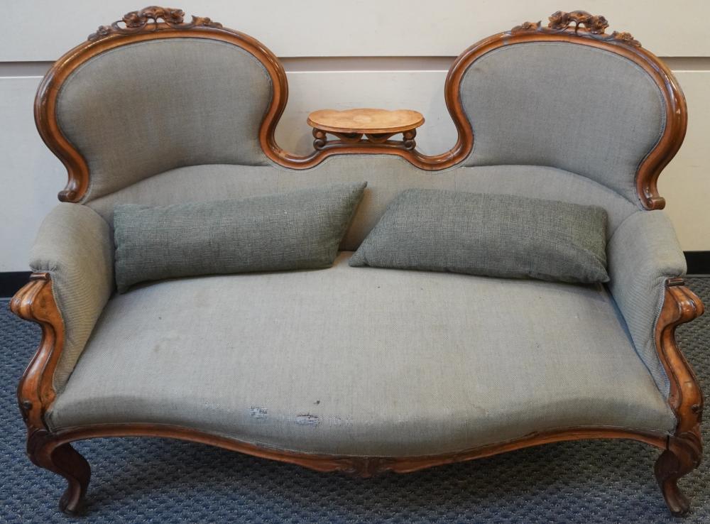 VICTORIAN ROCOCO STYLE WALNUT UPHOLSTERED 2e636c