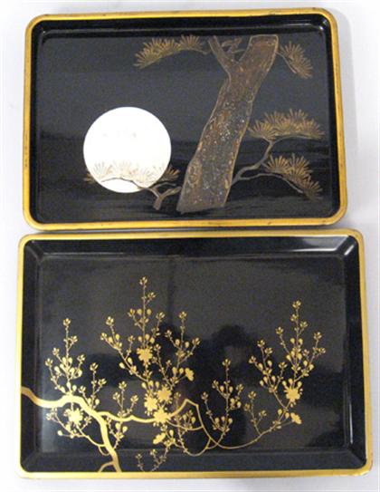 Four Japanese lacquered trays  4a3c0