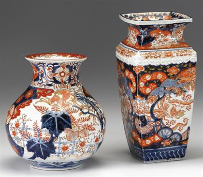 Two good Japanese imari vase  4a3d0