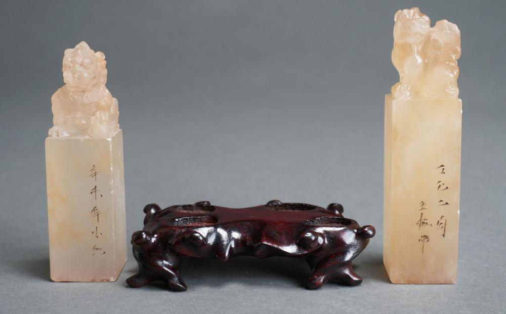 TWO CHINESE OPALESCENT QUARTZ SEALS