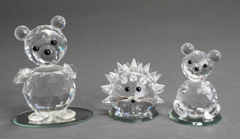 TWO SWAROVSKI CRYSTAL TEDDY BEARS 2e666b