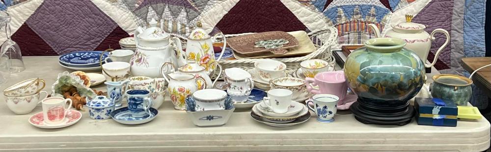 COLLECTION OF MOSTLY EUROPEAN PORCELAIN