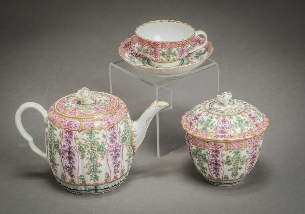 WORCESTER PORCELAIN FOUR-PIECE