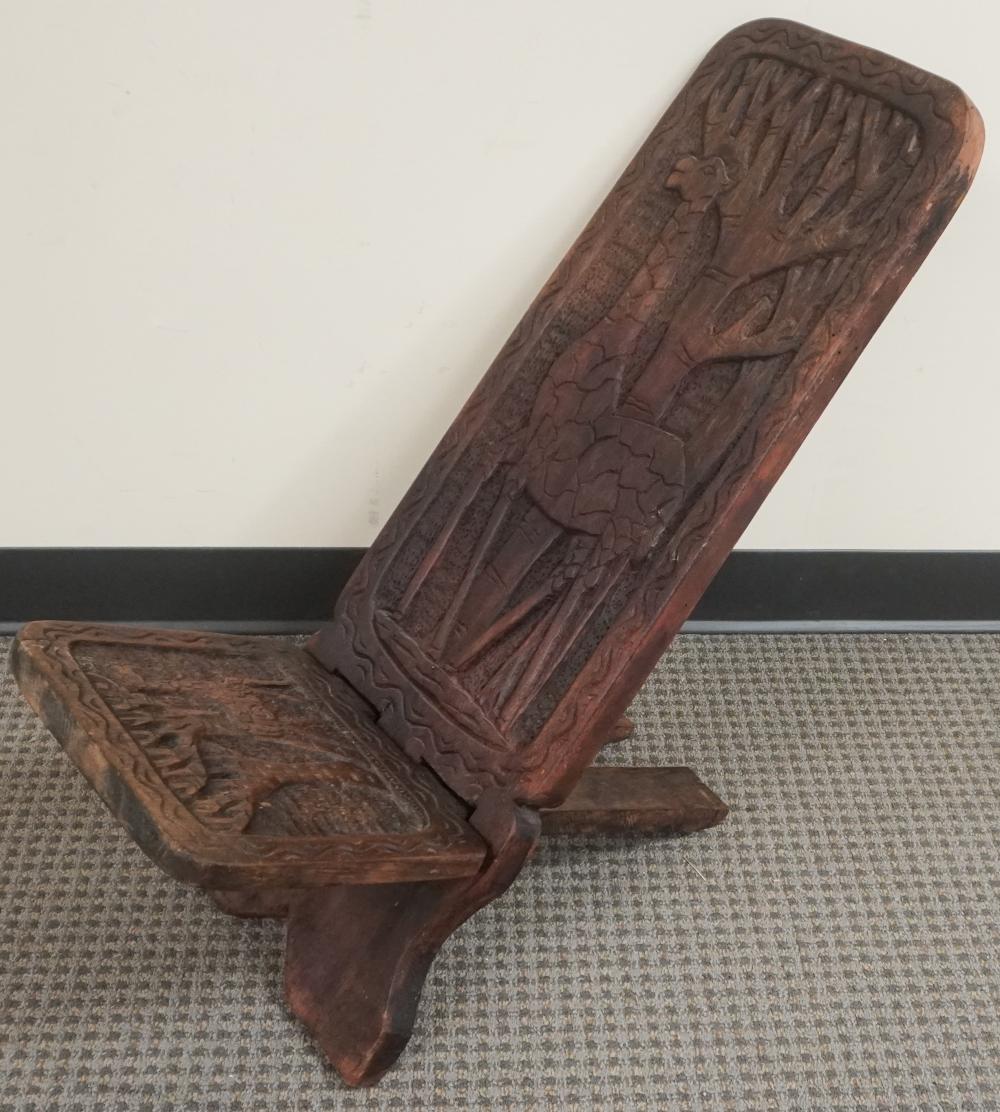 AFRICAN STYLE CARVED WOOD PALAVER