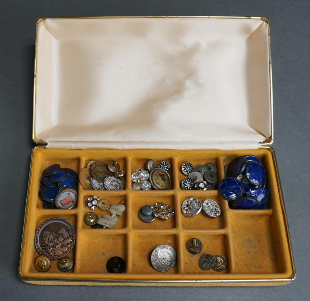 COLLECTION OF PREDOMINANTLY ANTIQUE