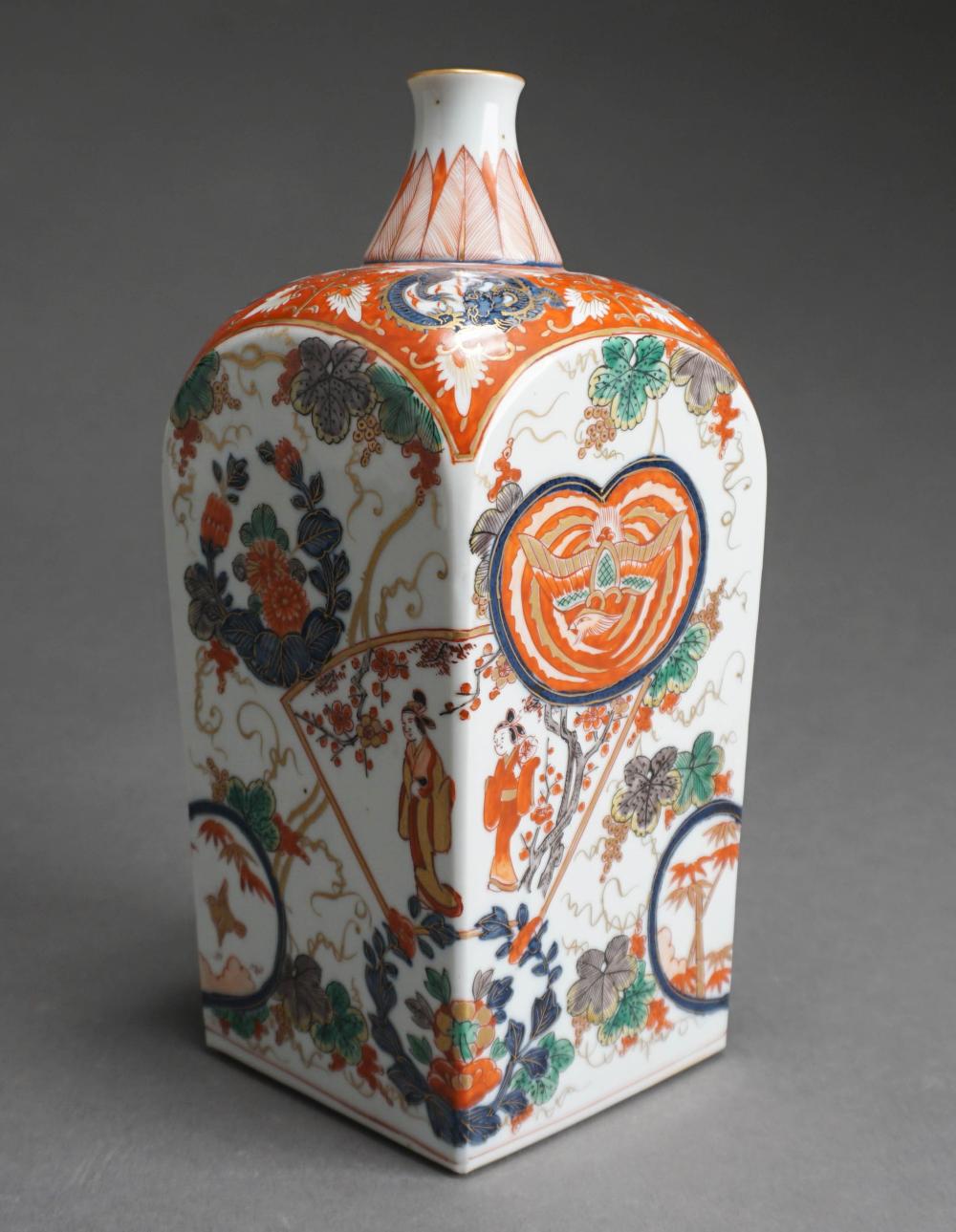 JAPANESE ARITA POLYCHROME DECORATED 2e6cb2