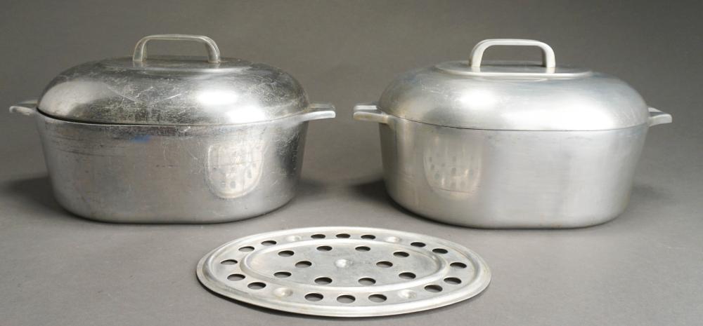 PAIR WAGNER WARE MAGNALITE DUTCH OVENS