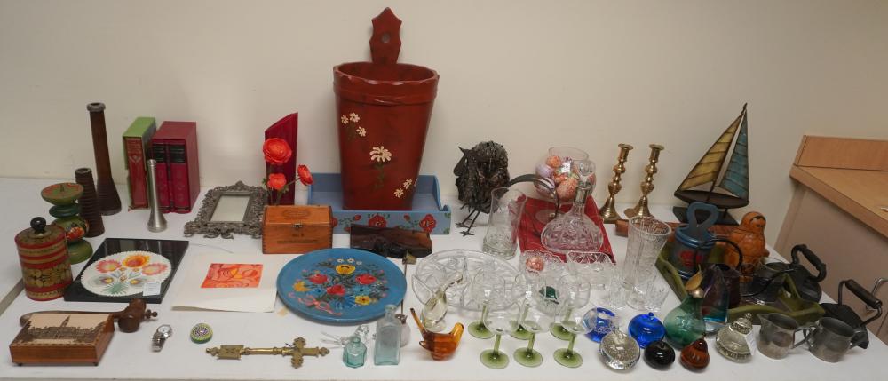 COLLECTION OF ASSORTED GLASS, METAL,