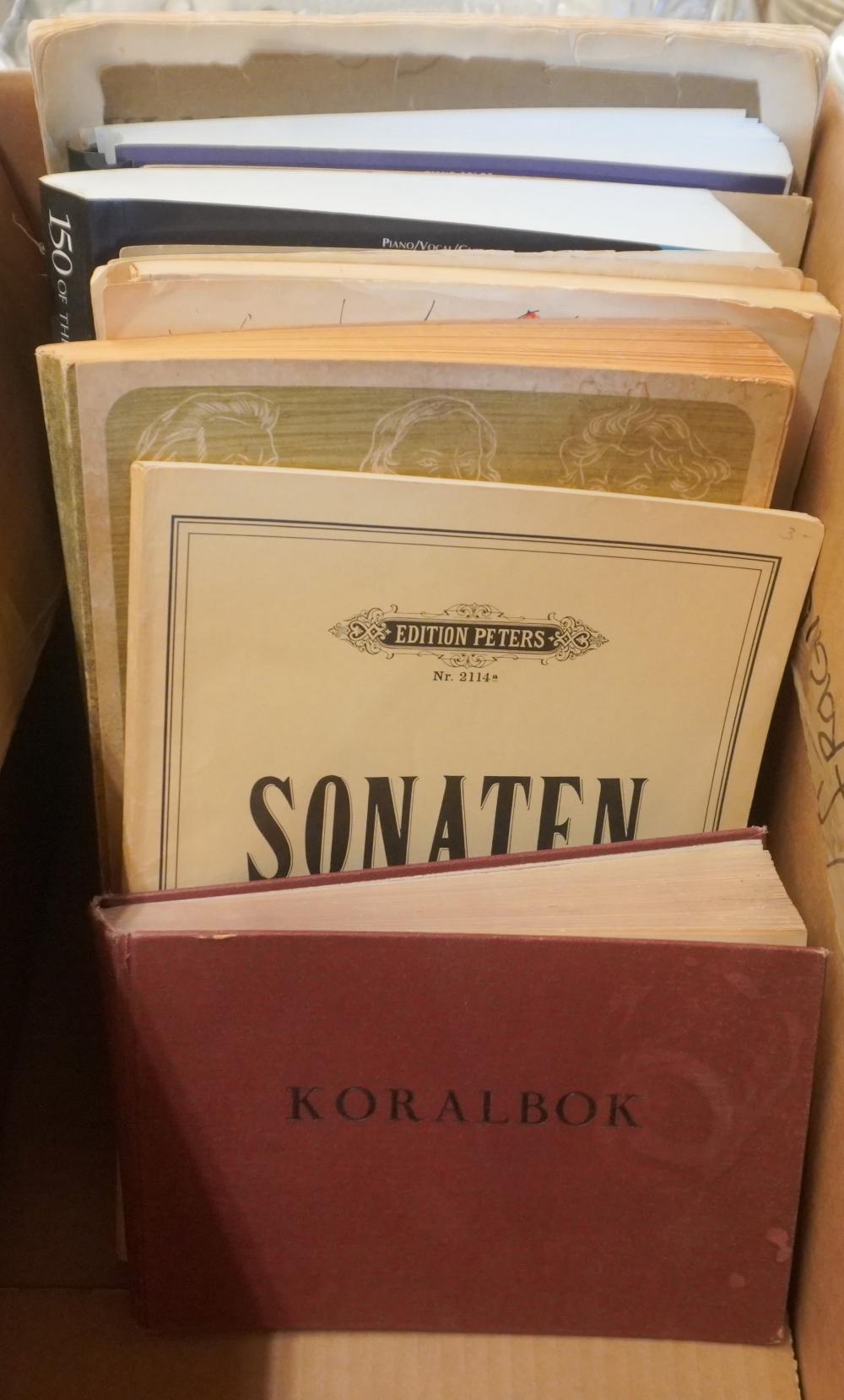 COLLECTION OF VINTAGE SHEET MUSICCollection
