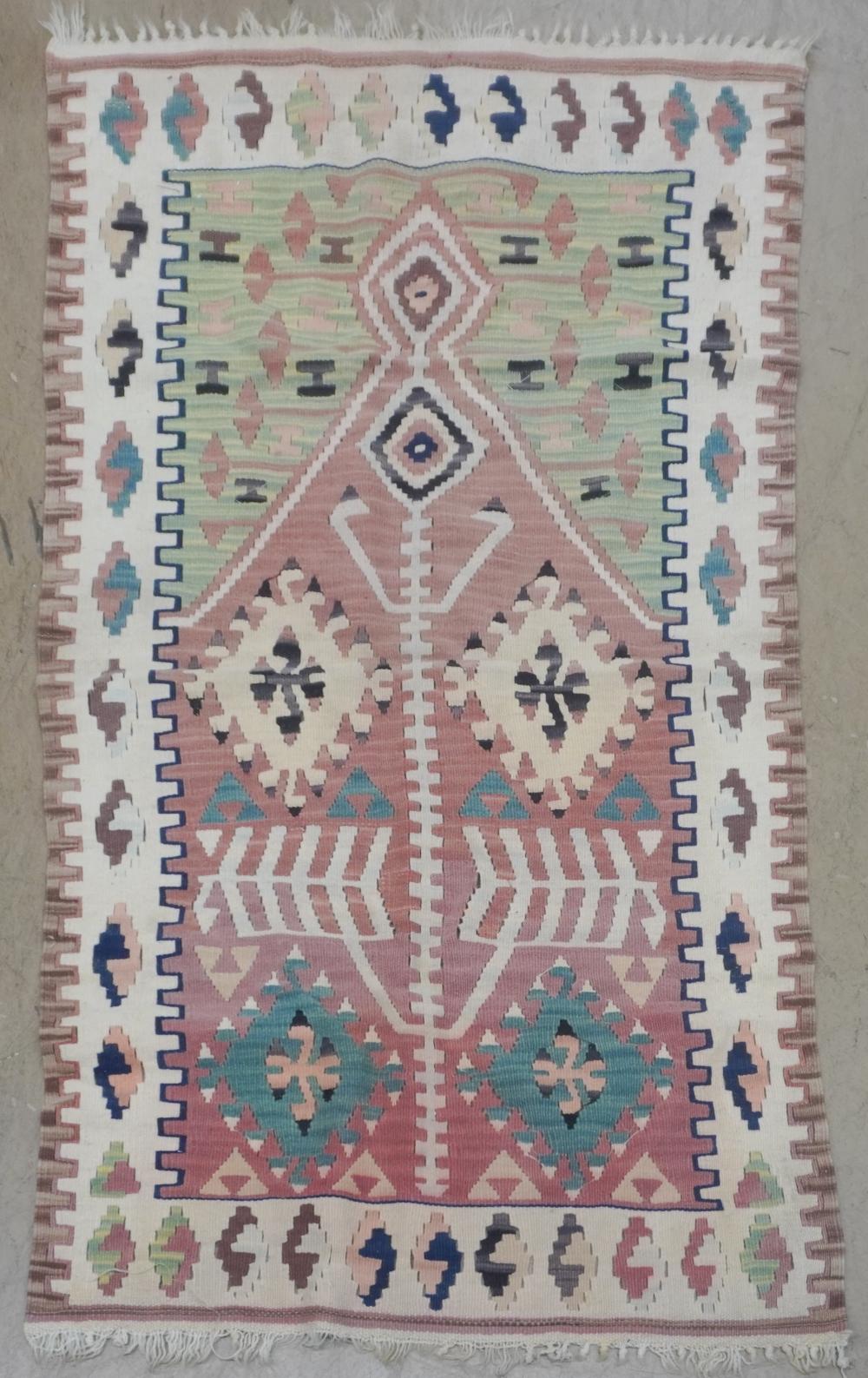 TRIBAL SCATTER RUG, 4 FT 5 IN X