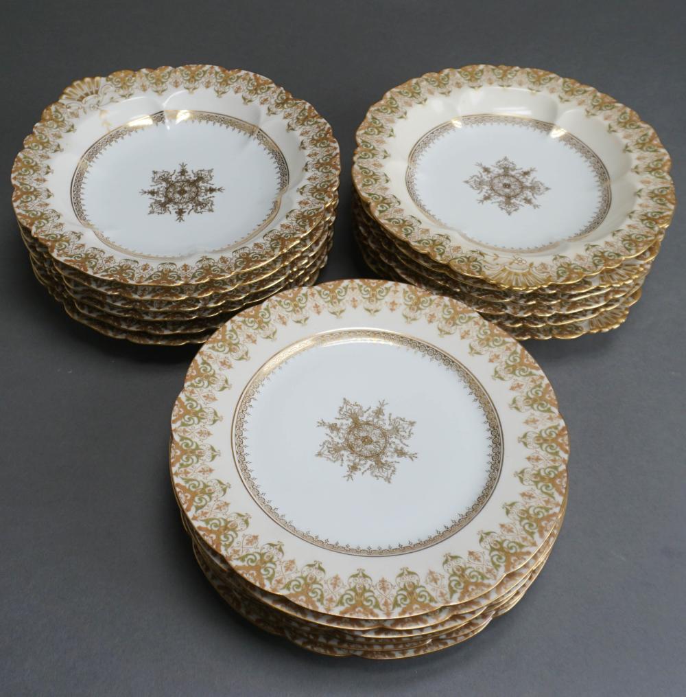 SET OF TWELVE C AHRENFELDT LIMOGES 2e6e51