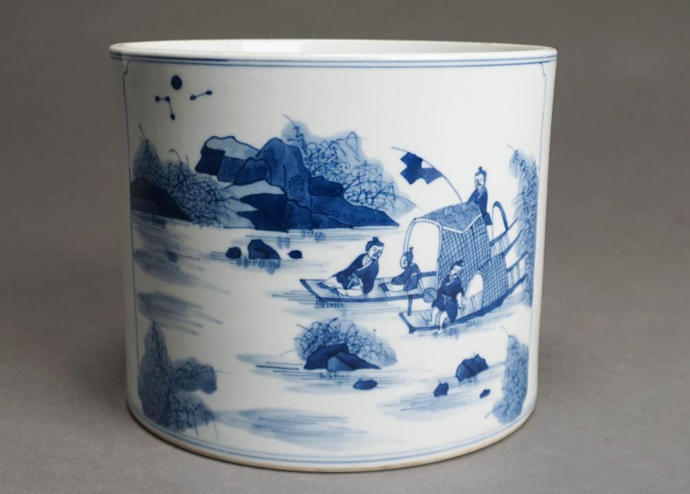 CHINESE BLUE AND WHITE PORCELAIN 2e6e80