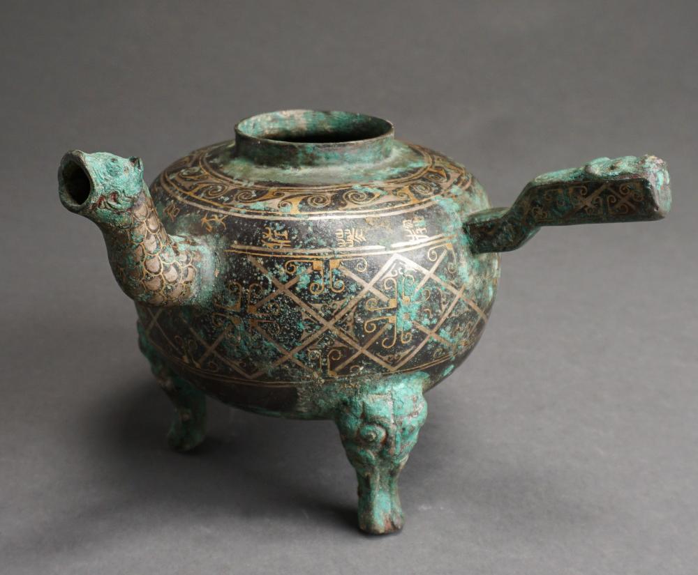 CHINESE ARCHAISTIC ENCRUSTED VERDIGRIS 2e6f06