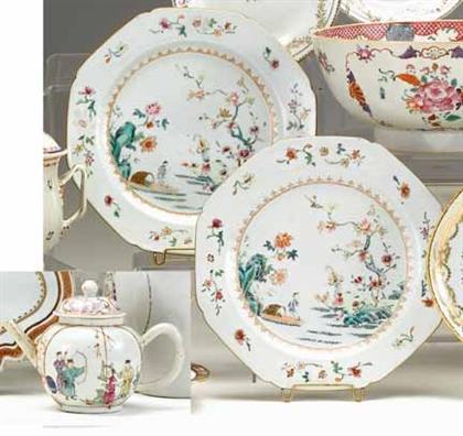 Chinese export porcelain teapot 4a4c1