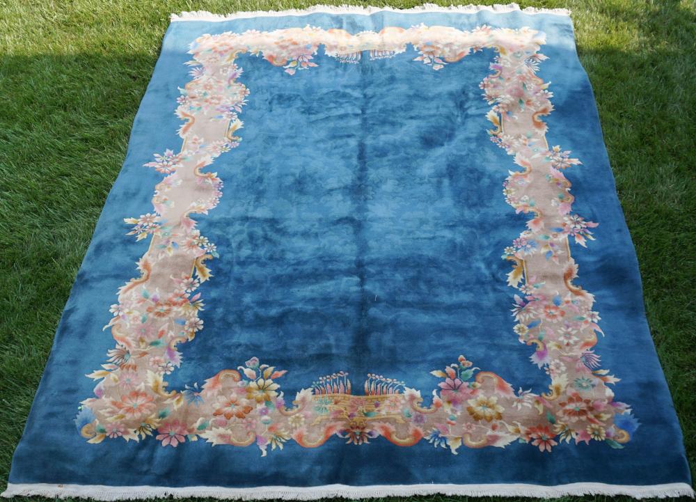CHINESE RUG 11 FT 7 IN X 8 FT 2e707b