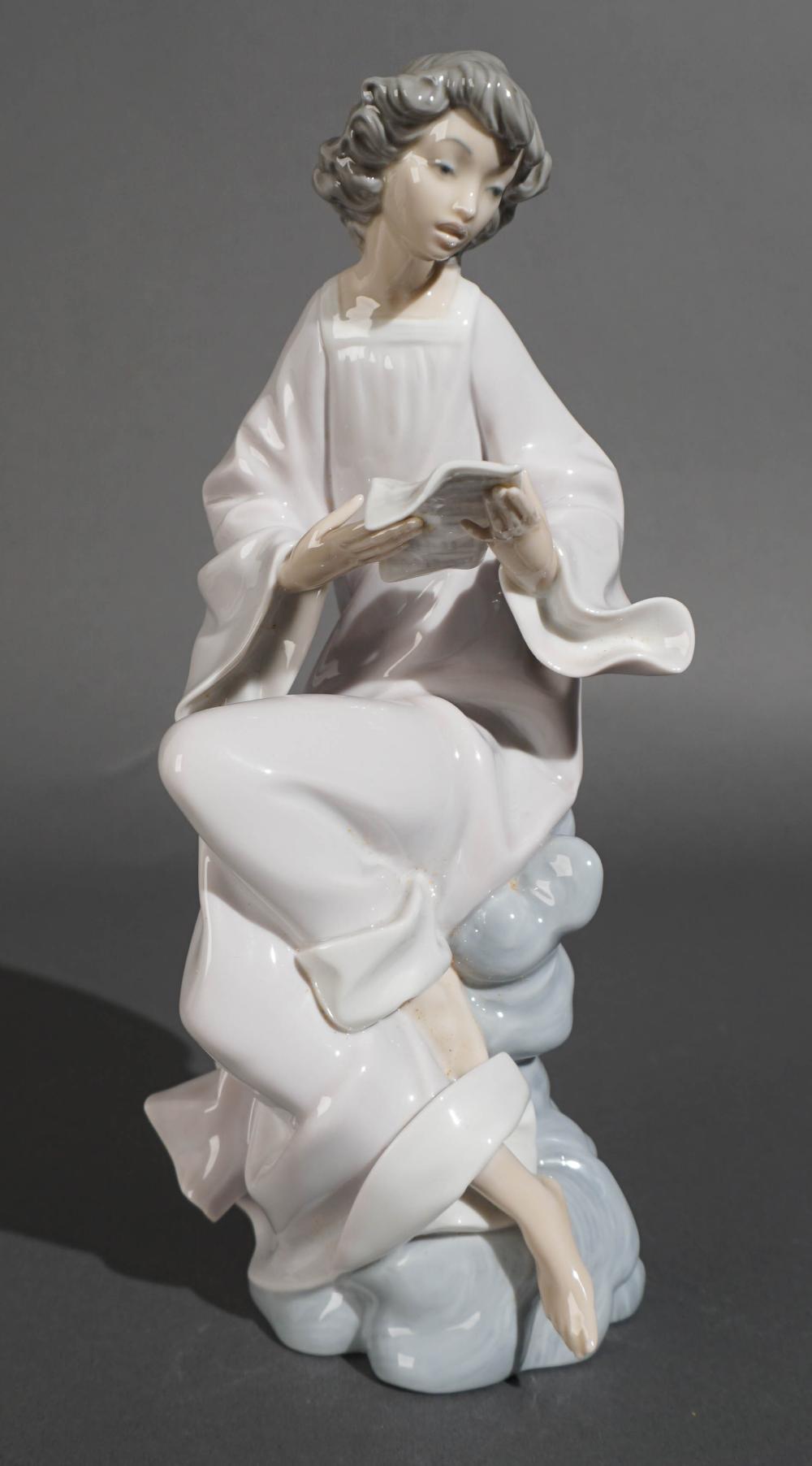 LLADRO PORCELAIN FIGURE 'ANGEL