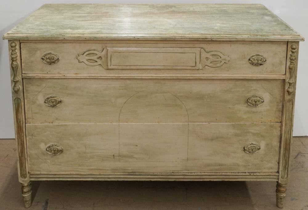 EARLY AMERICAN STYLE PAINTED FRUITWOOD 2e7258