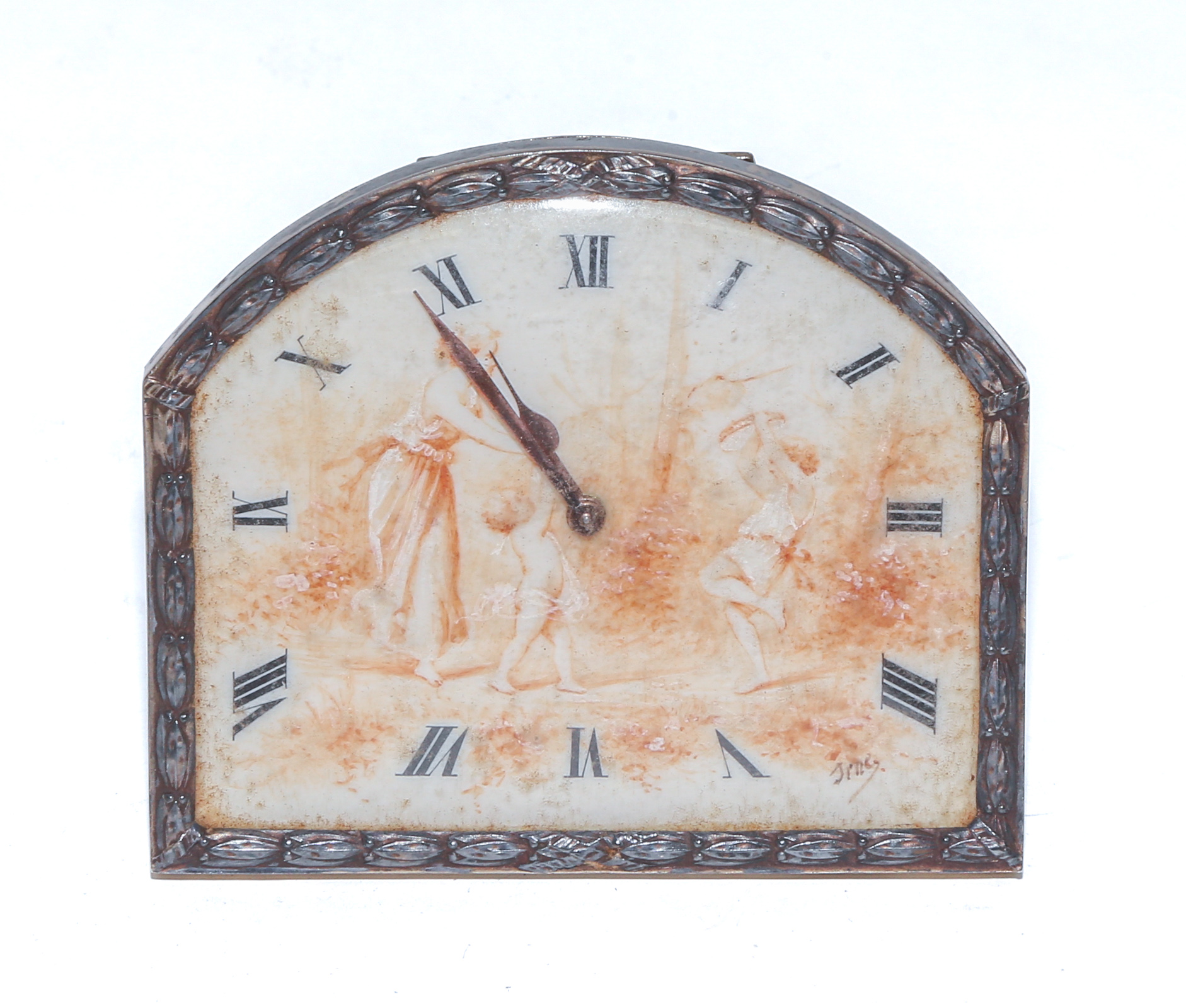 SMALL SHELF CLOCK With sanguine 2e9c9d