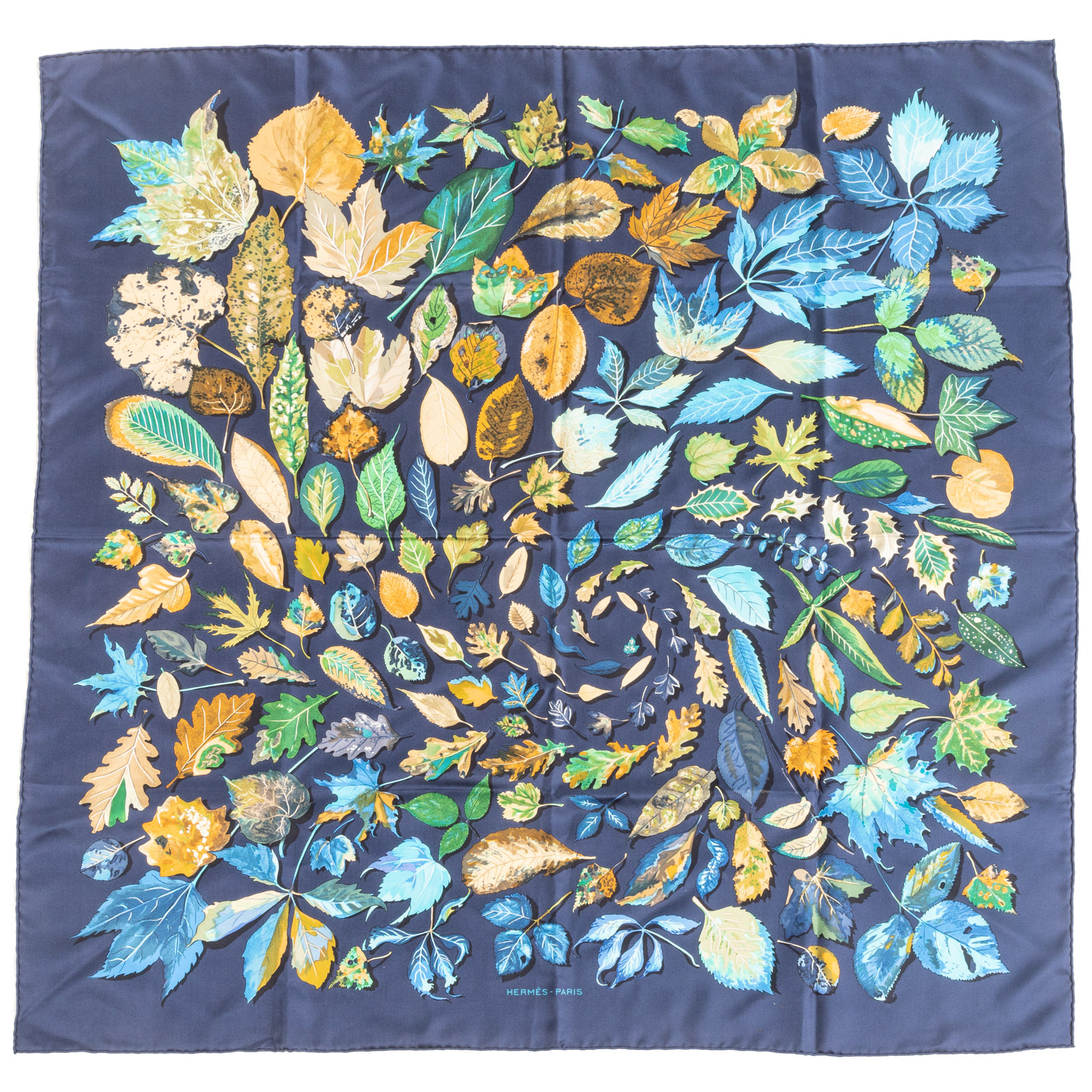 AN HERMES BLUE WITH LEAVES SCARF 90