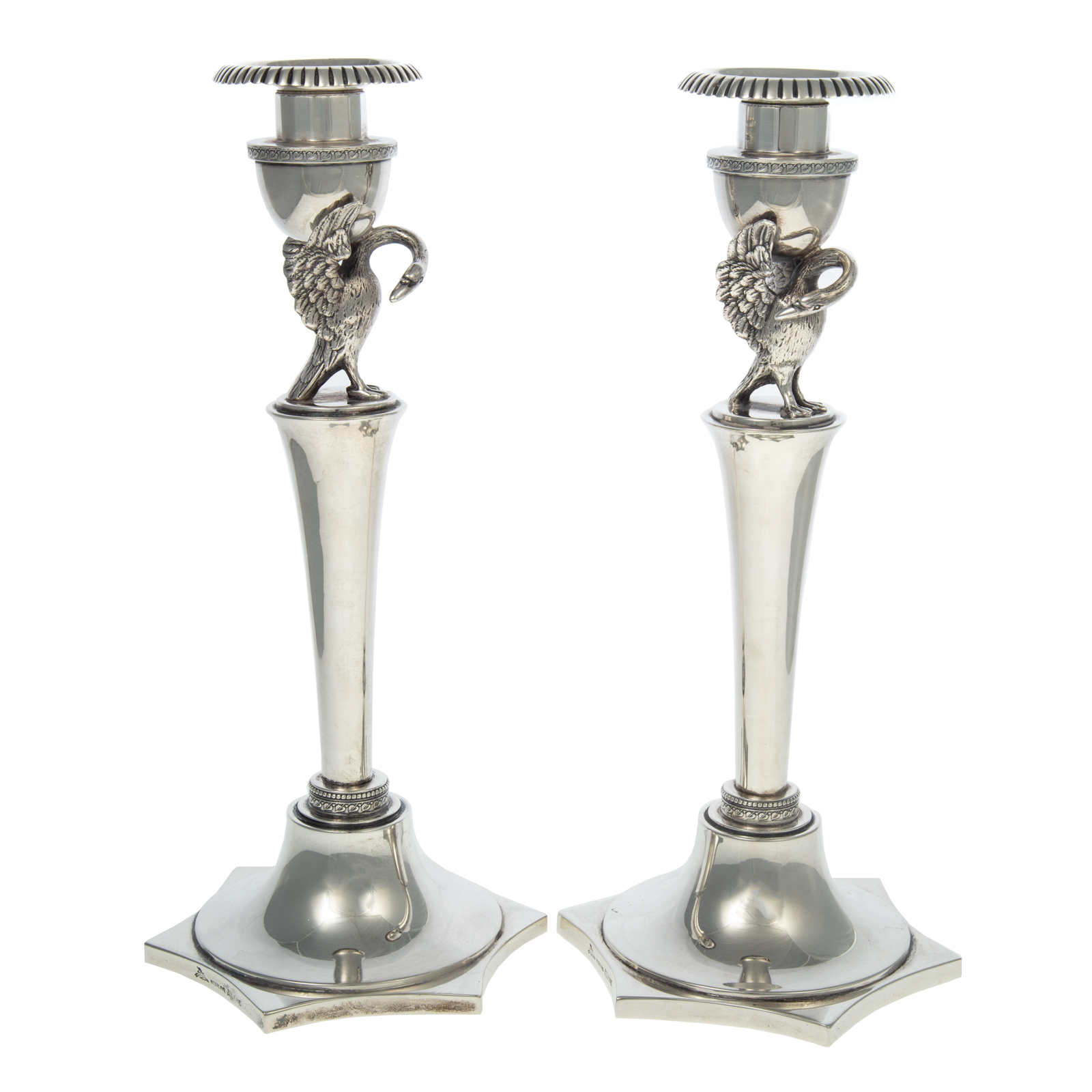 A PAIR OF MAUSER STERLING CANDLESTICKS 2e9fe8