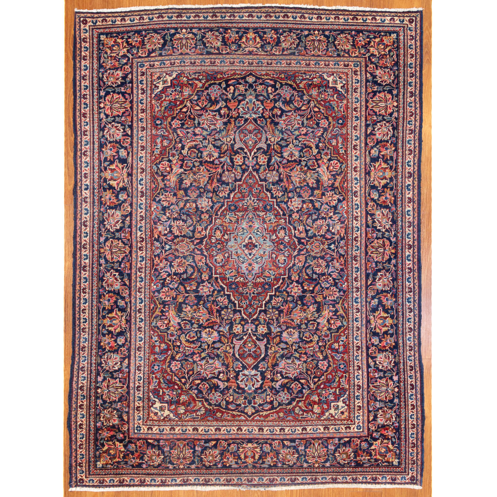 ANTIQUE KASHAN RUG, PERSIA, 3.6