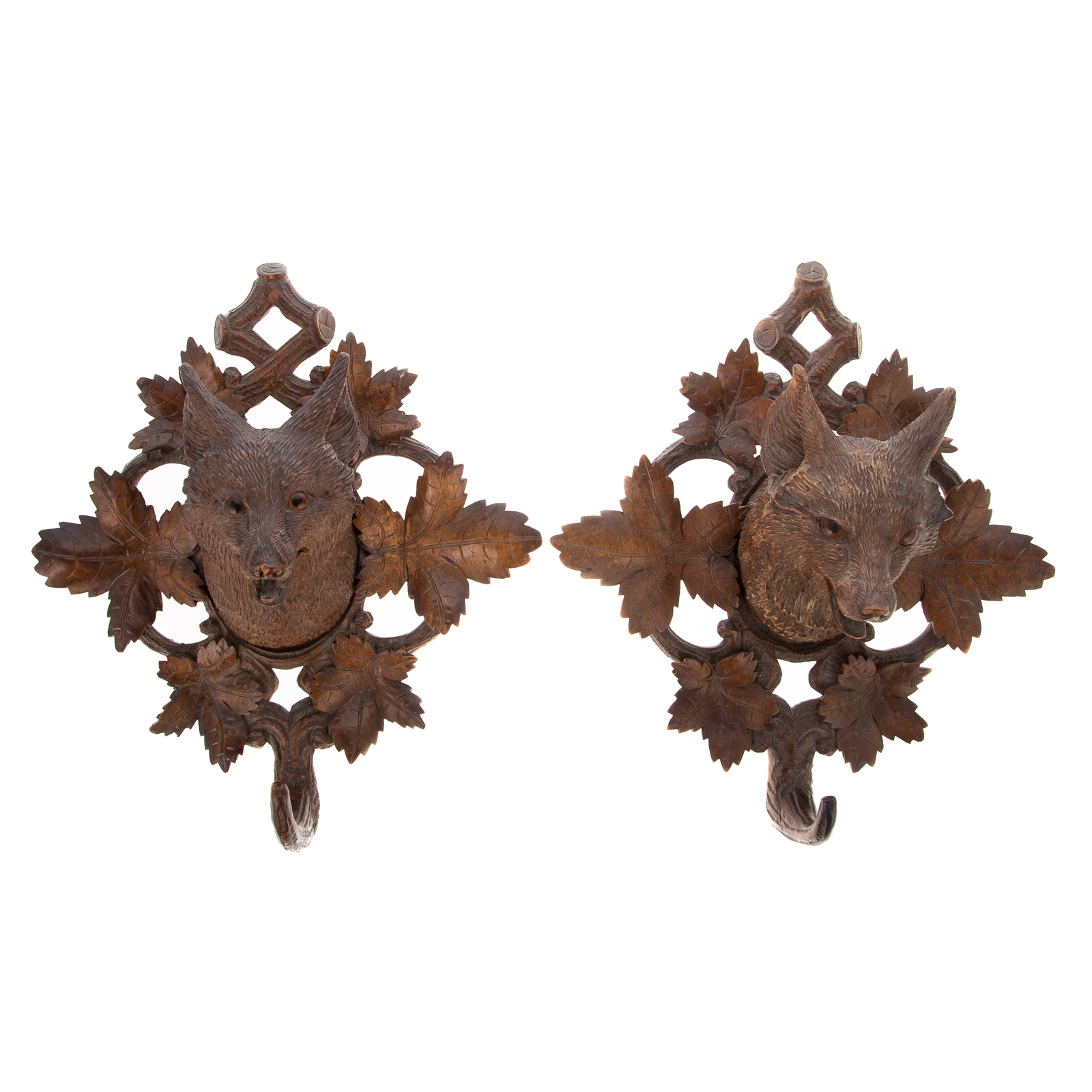 A PAIR OF BLACK FOREST CARVED WOOD 2ea1bc