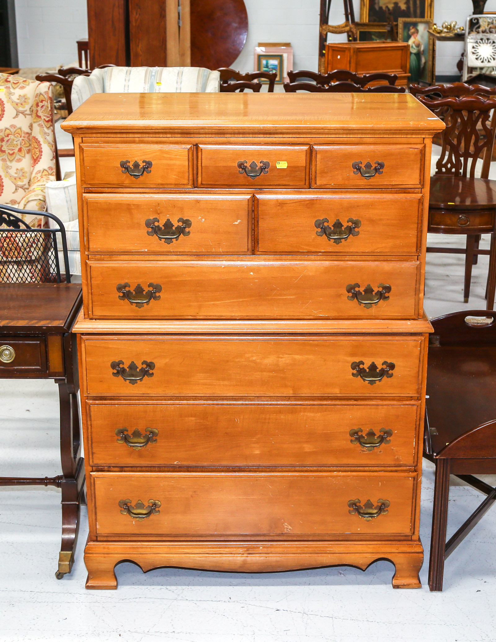 COLONIAL STYLE MAPLE CHEST ON CHEST 2ea281