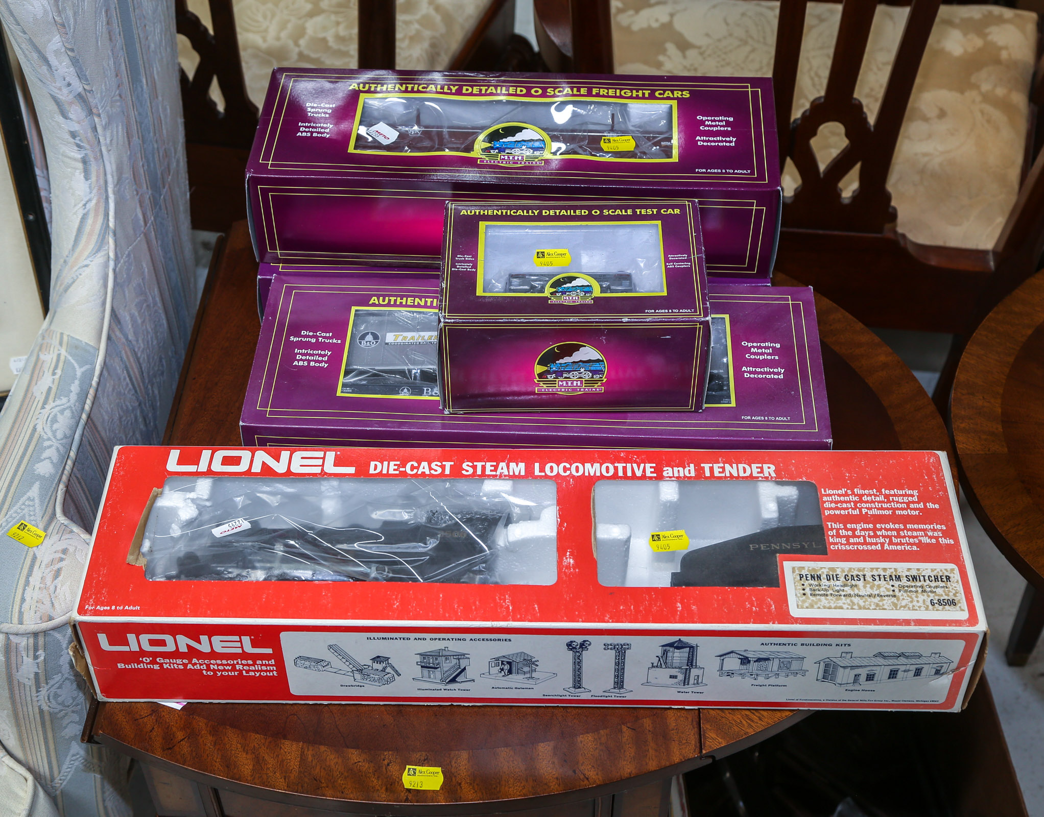 FIVE BOXED TRAINS Comprising a Lionel