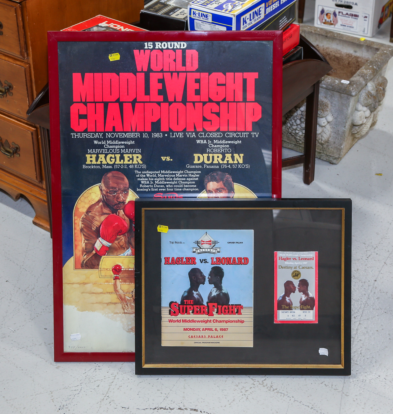 TWO FRAMED BOXING ITEMS Comprising 2ea3da