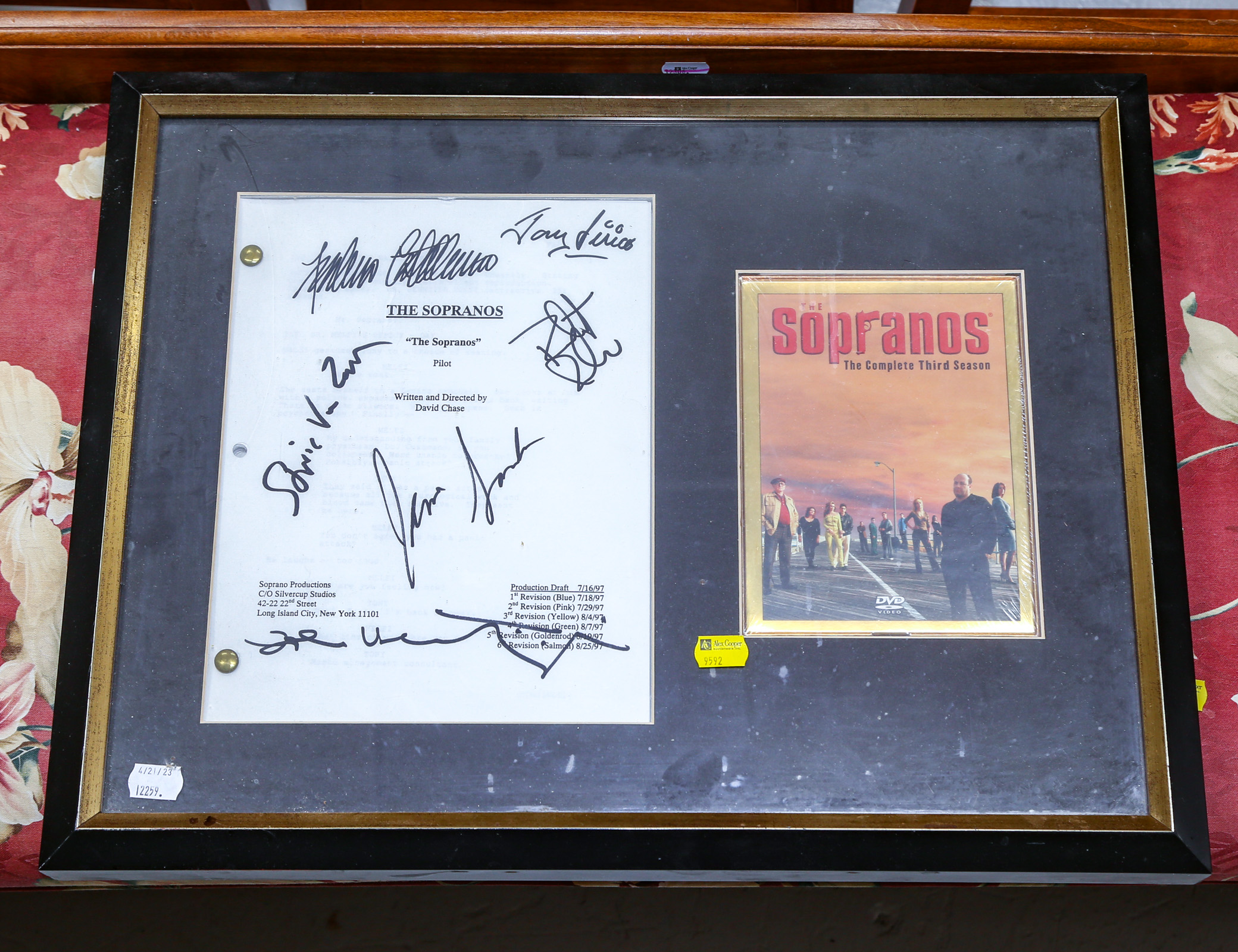 SIGNED SCRIPT: SOPRANOS PILOT EPISODE,