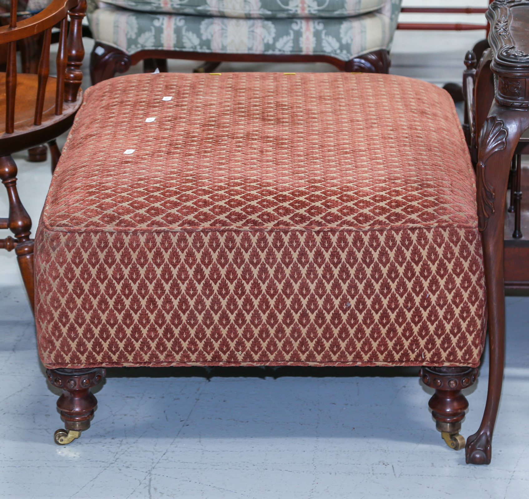 LARGE VICTORIAN STYLE OTTOMAN Modern;