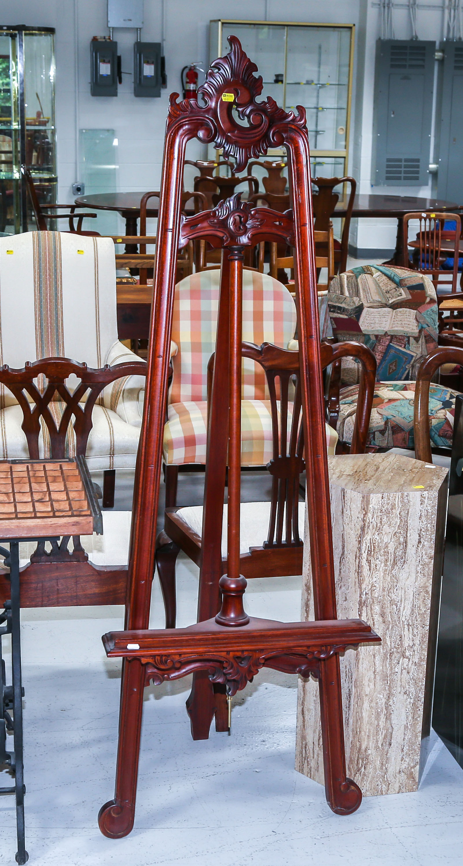 ROCOCO STYLE CARVED MAHOGANY EASEL