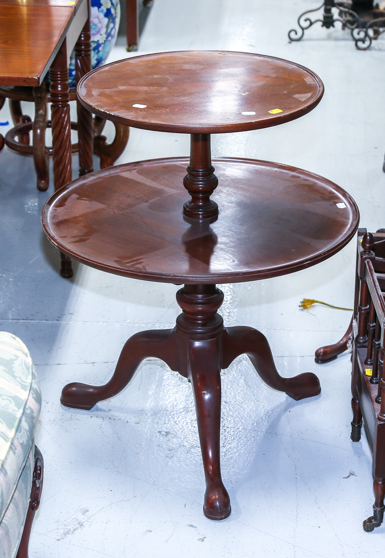 QUEEN ANNE STYLE TWO-TIER MAHOGANY
