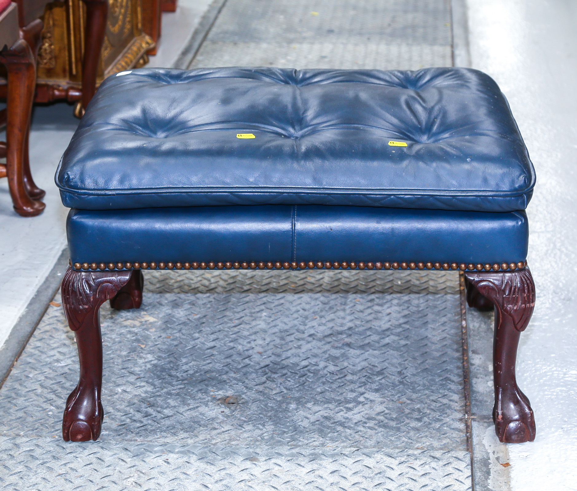 CHIPPENDALE STYLE FOOTSTOOL 3rd 2ea49b