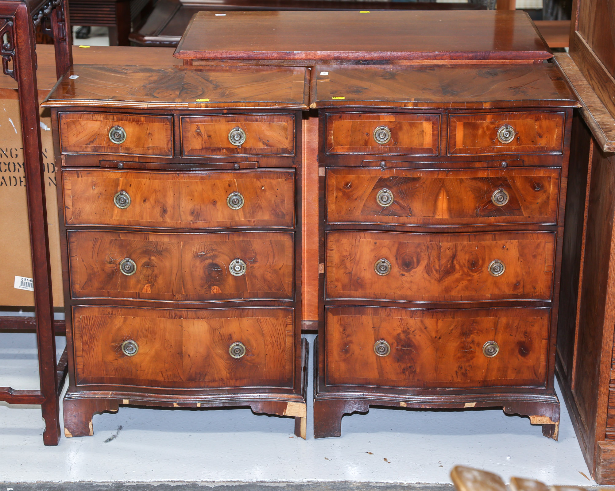 A PAIR OF YEW WOOD SMALL CHESTS 2ea4a3