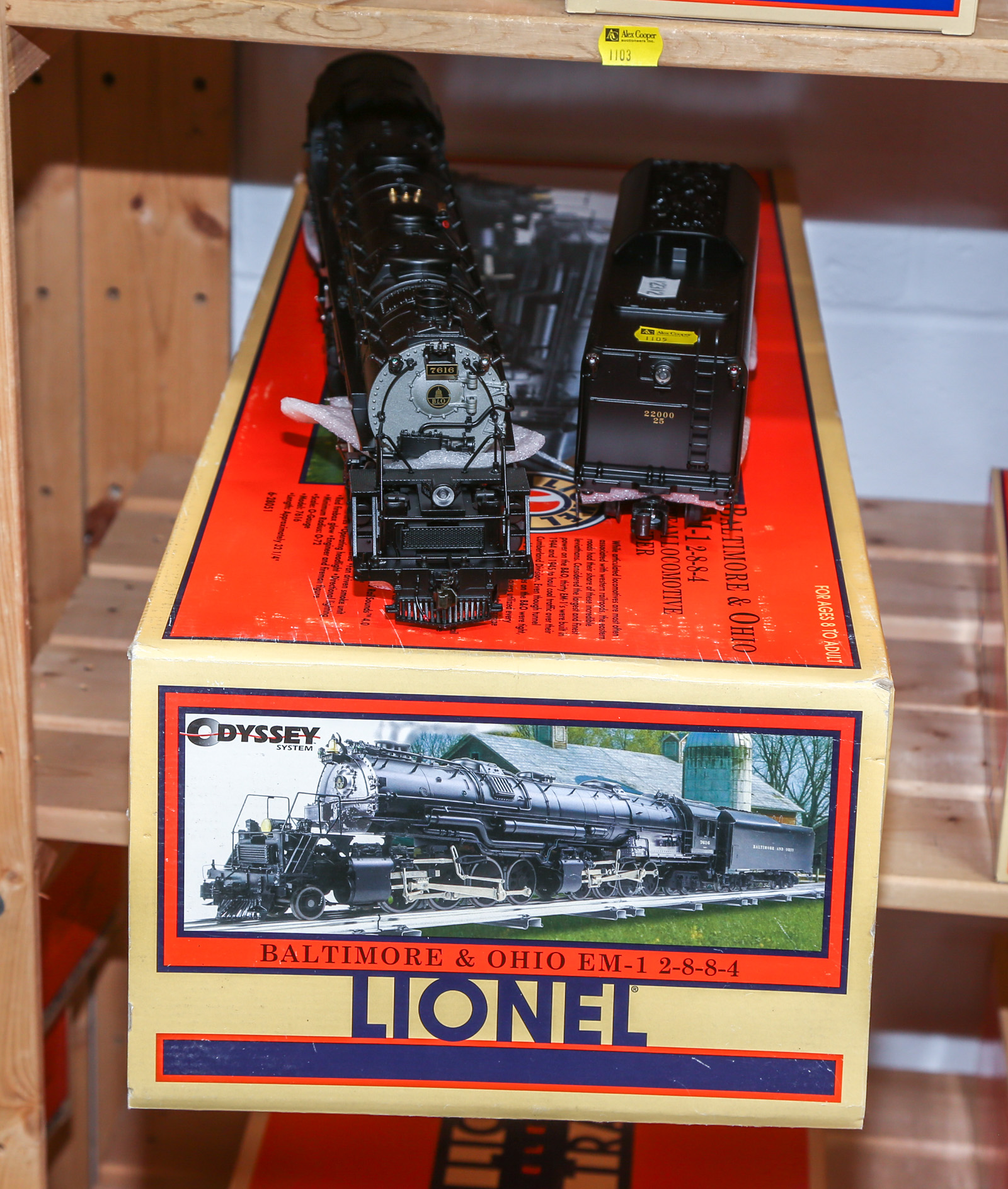 LIONEL B & O EM-1 2884 ENGINE &