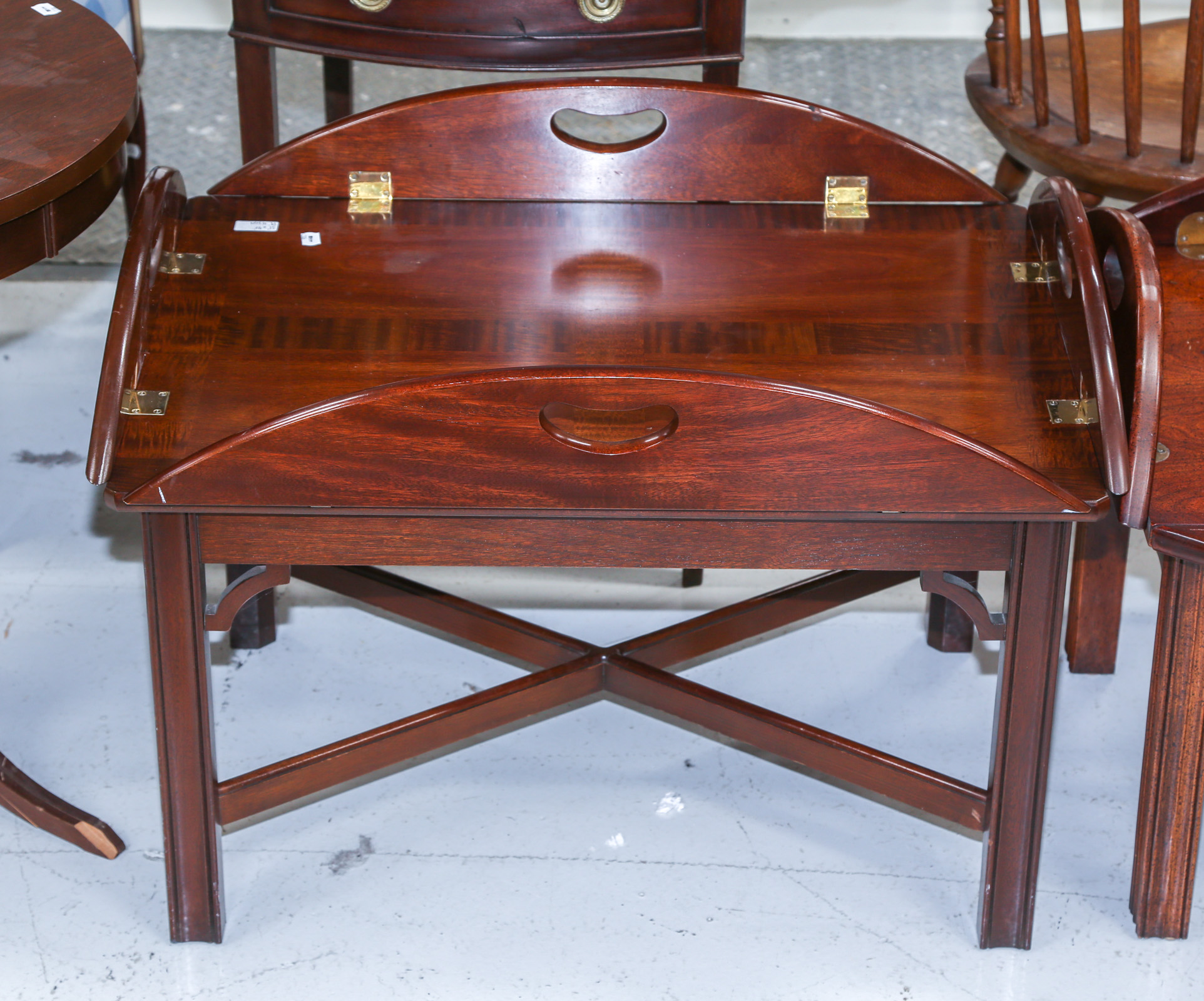 MAHOGANY BUTLERS TRAY TABLE With leaves