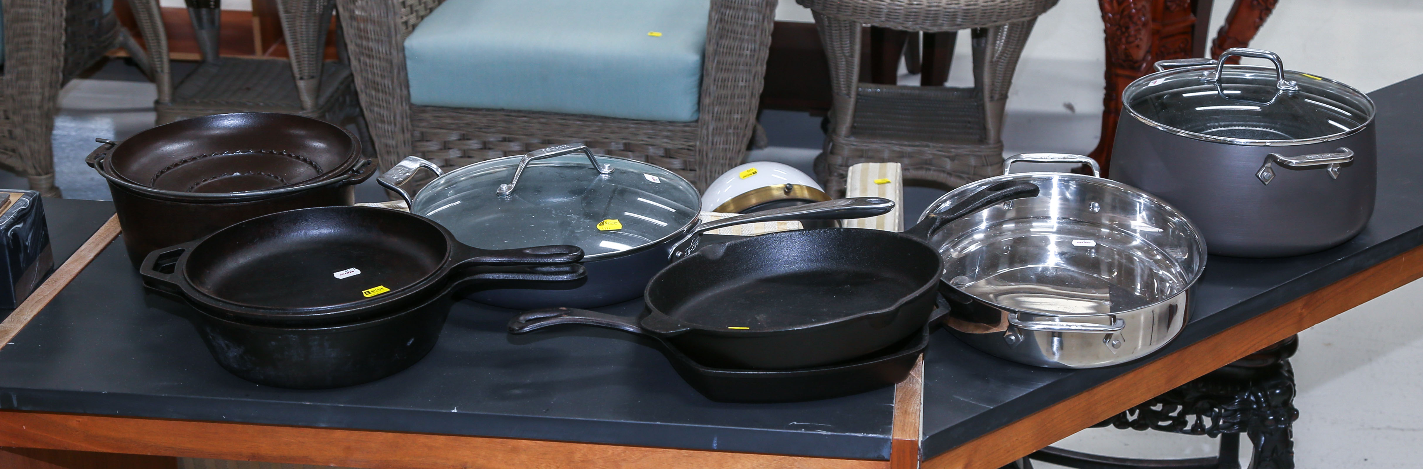SELECTION OF ALL-CLAD & CAST IRON
