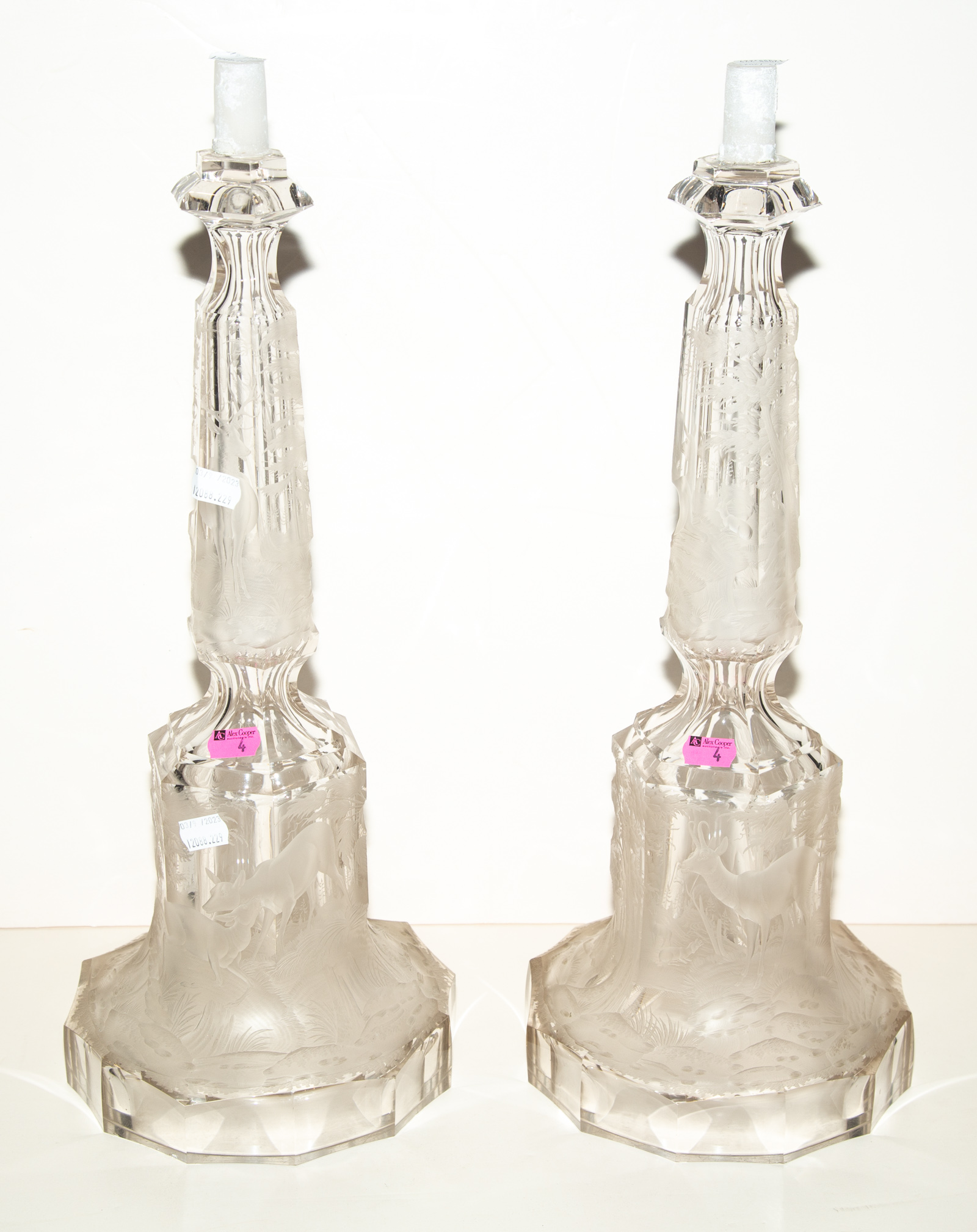 A PAIR OF BOHEMIAN CLEAR ETCHED 2ea7d4