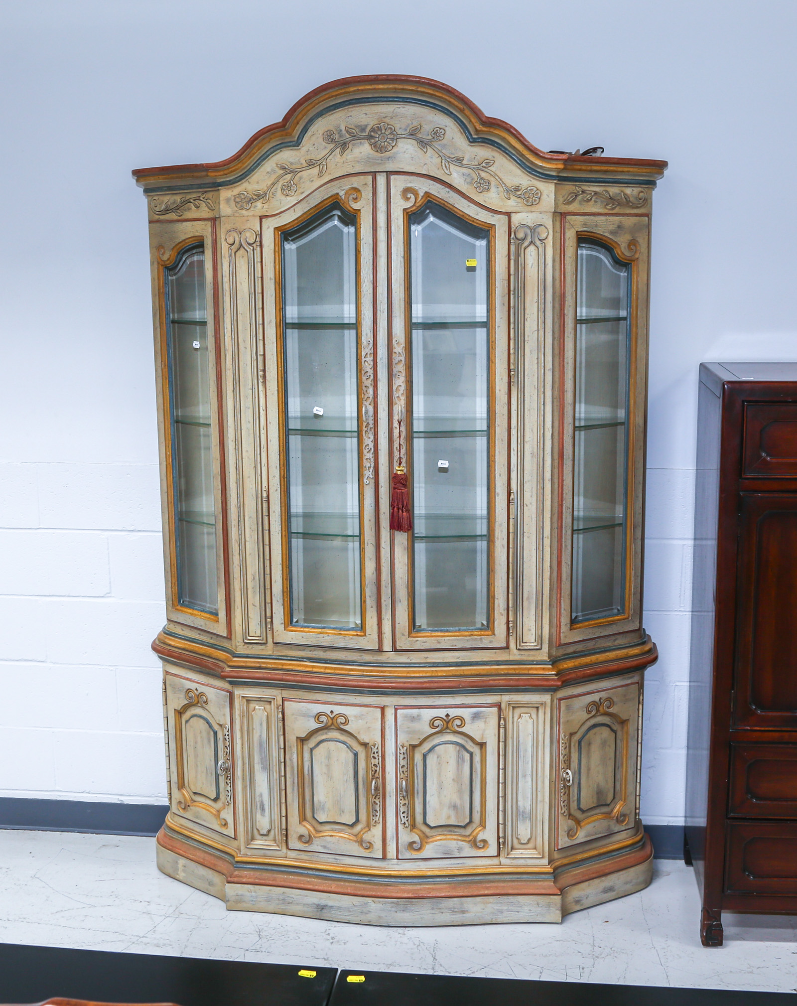 HERITAGE FRENCH PROVINCIAL STYLE 2ea90f