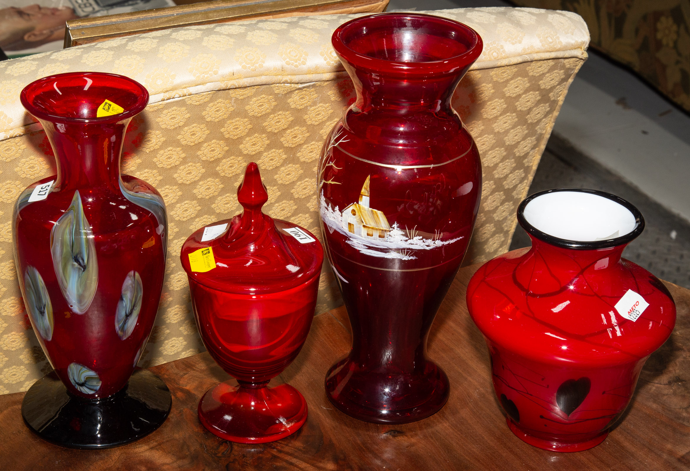 FOUR PIECES OF RED FENTON ART GLASS