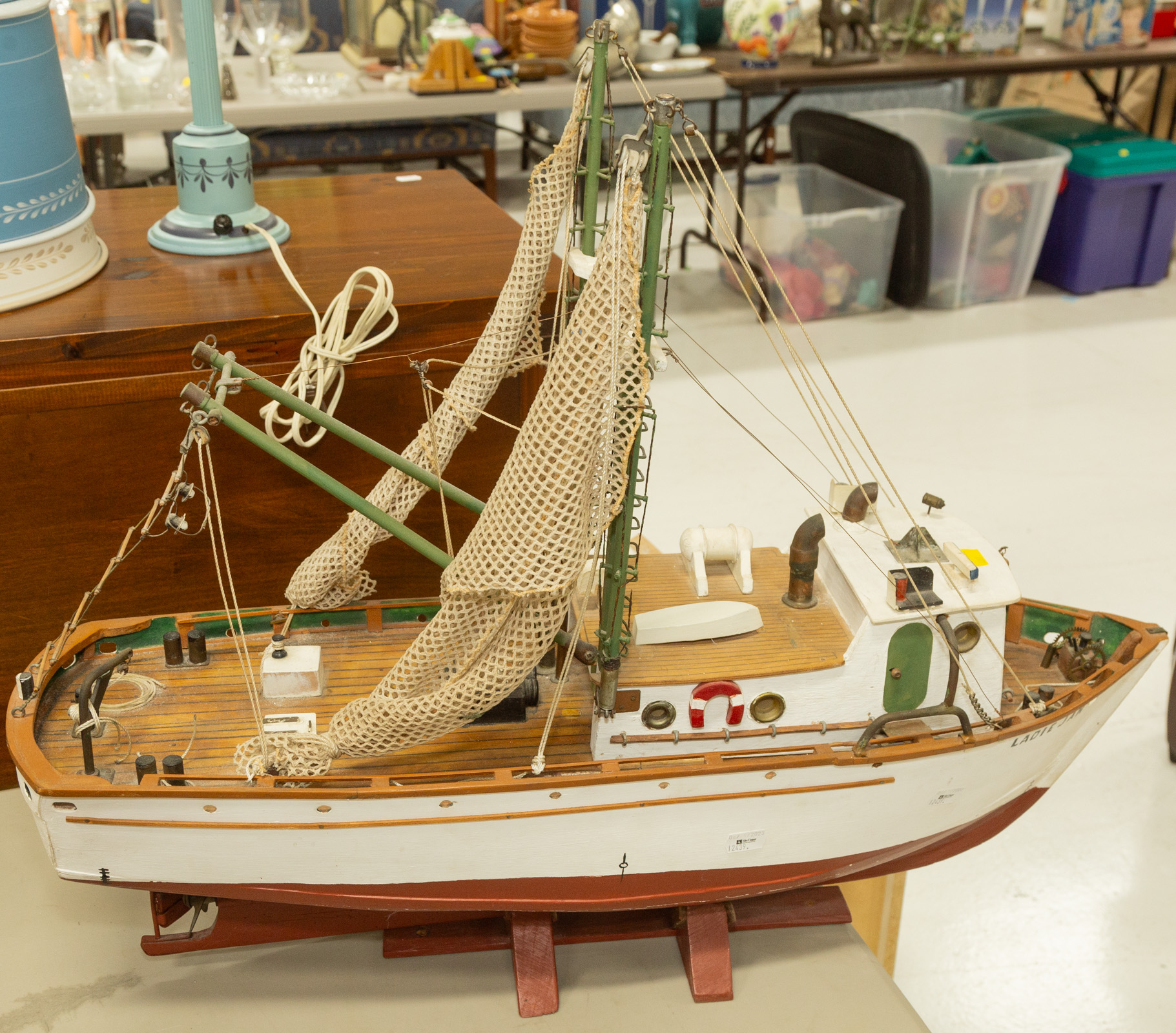 WOODEN MODEL OF A FISHING TRAWLER