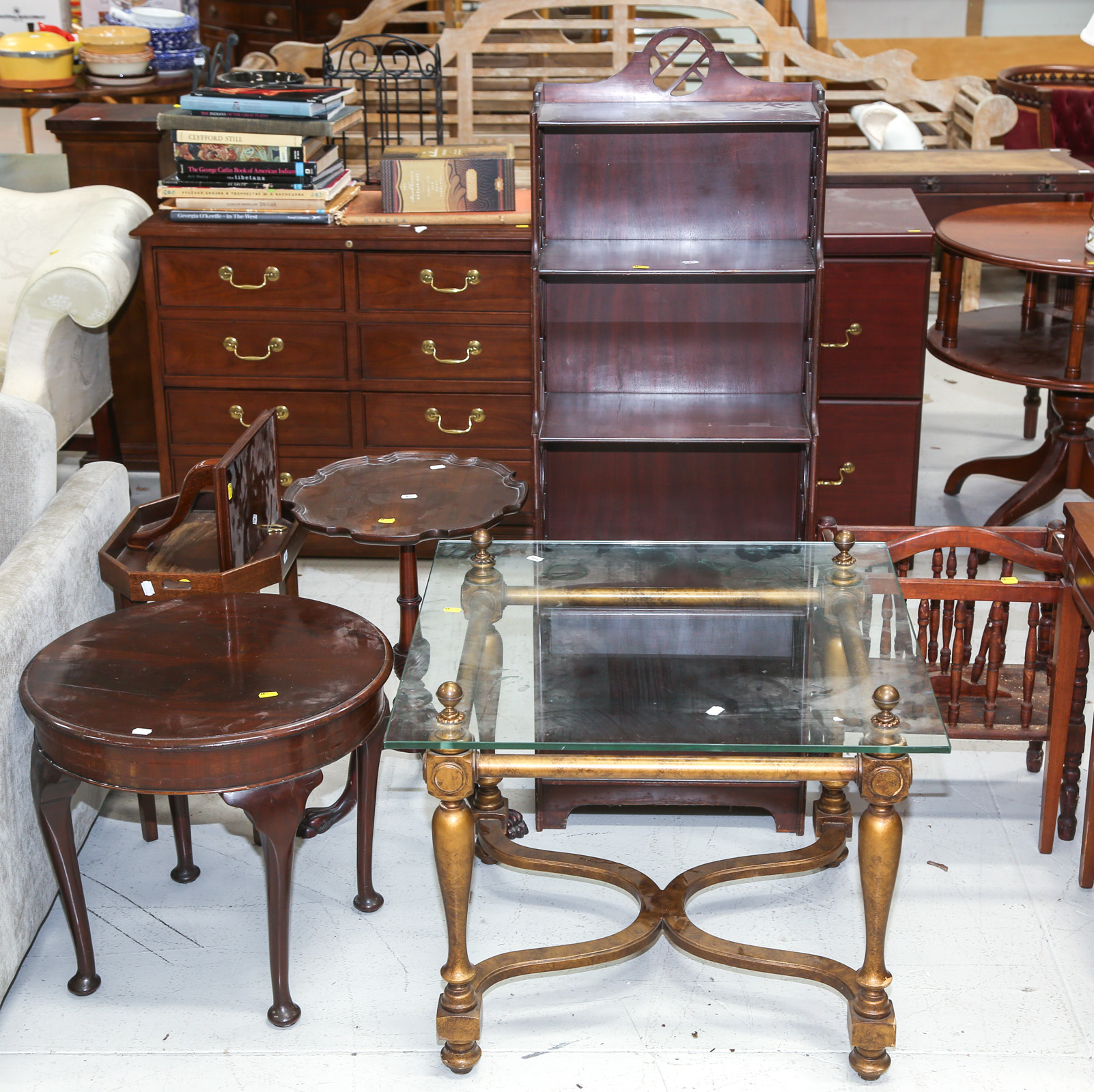 ASSORTED FURNITURE Including a 2eaa3a