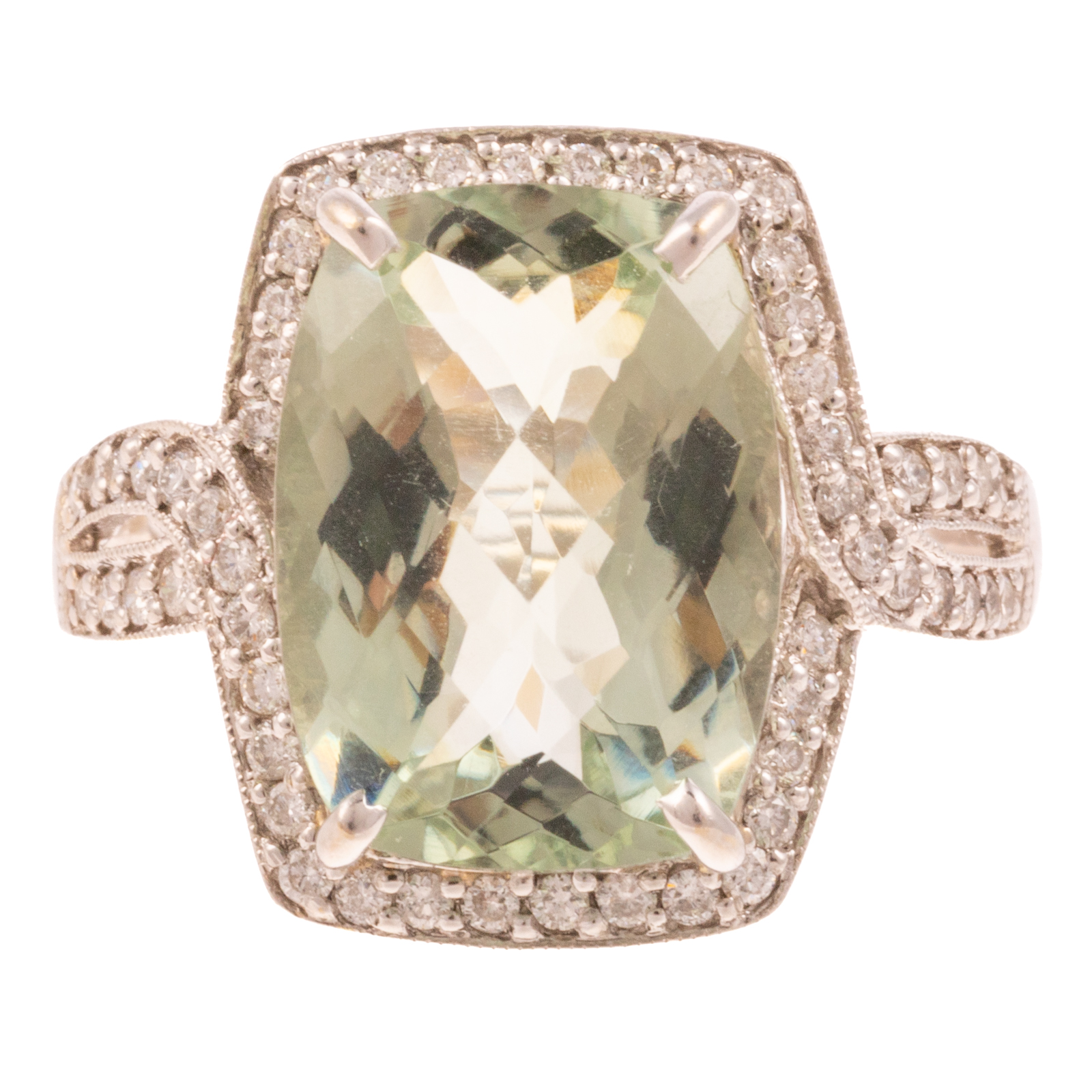 A GREEN AMETHYST DIAMOND RING 2ead37