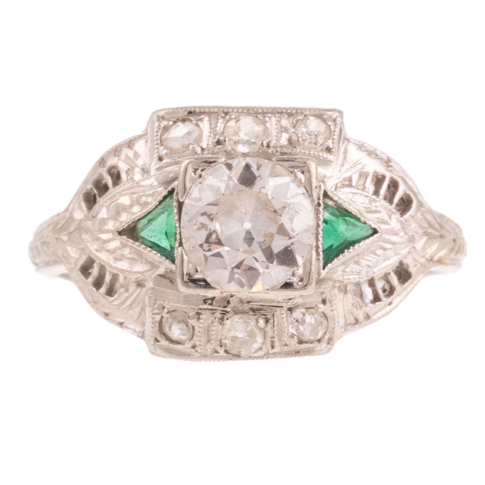 AN ART DECO DIAMOND EMERALD RING 2ead48