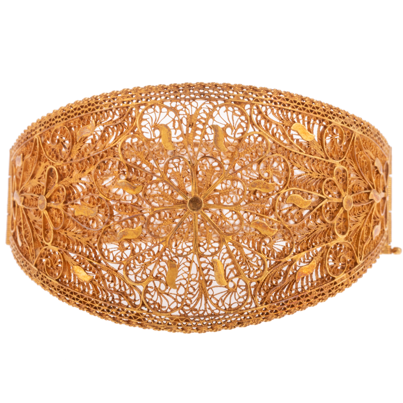 A PERSIAN 18K SOLID GOLD FILIGREE